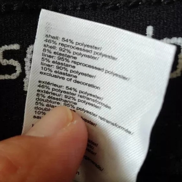 Speedo-Men's 5.5" Swim Shorts Trunks Swimwear 3 Pockets Hidden Zip UPF 50+ Black - Picture 2 of 9